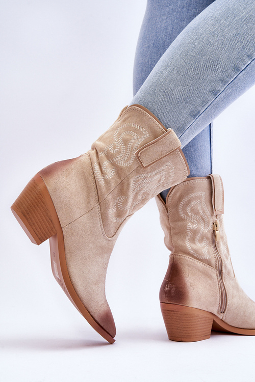 Замшеві ковбойські чоботи бежеві Klaira