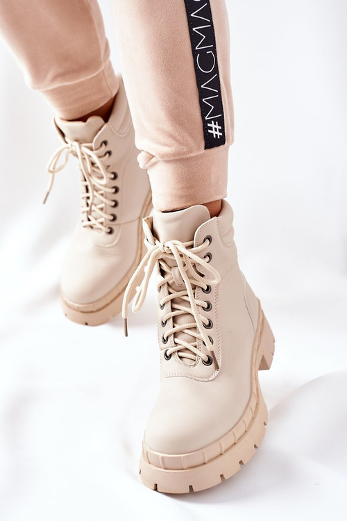 Чоботи жіночі бежеві Mustgrow