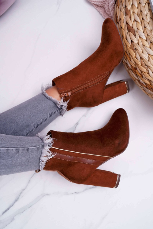 Жіночі верблюжі чоботи Domeno на підборах