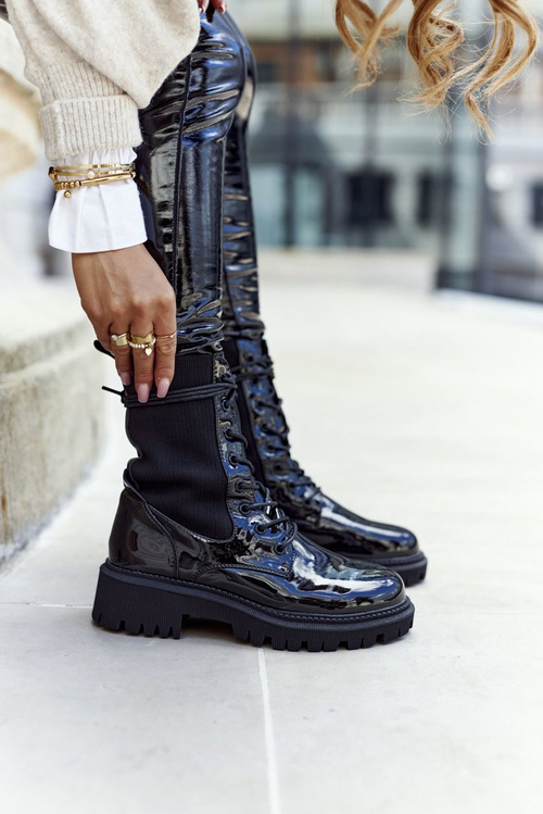 Жіночі черевики на плоскій підошві Workers Lacquered Black Maxine