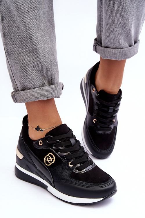 Жіночі спортивні туфлі на танкетці чорні Genova