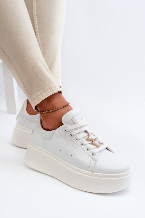 Жіночі шкіряні кросівки на платформі з ведмедиком білі Vinceza 66641