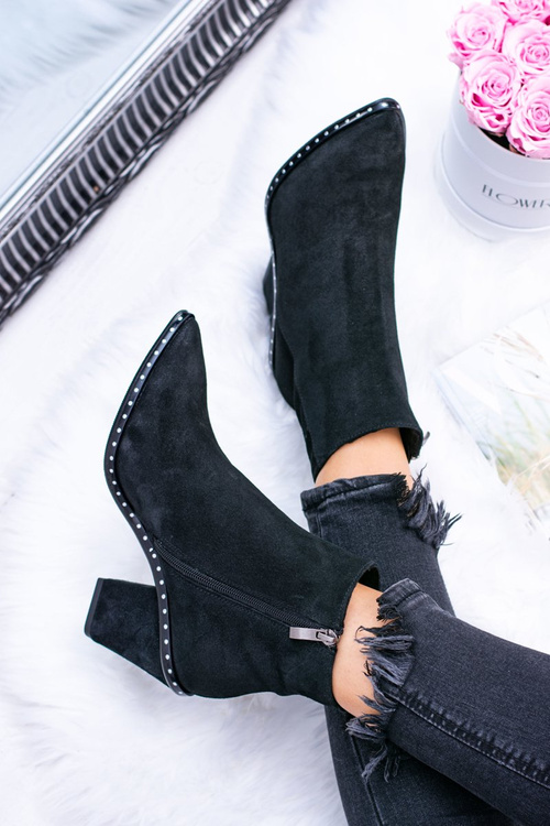 Жіночі гостроносі шкіряні чоботи на блискавці чорні сонома