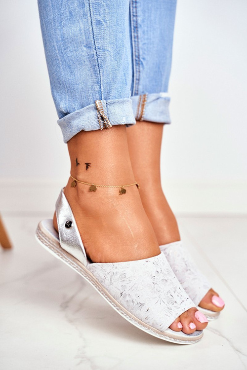 Жіночі срібні сандалі на плоскій підошві Sergio Leone SK030