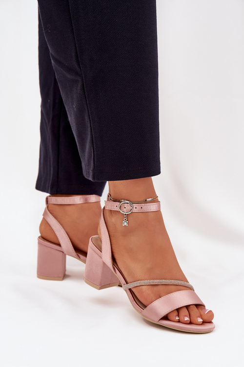 Жіночі Сандалі На Каблуку З Цирконіями Vinceza 20268 Бежеві