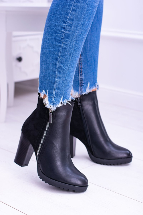 Чорні черевики на шпильці Ortega