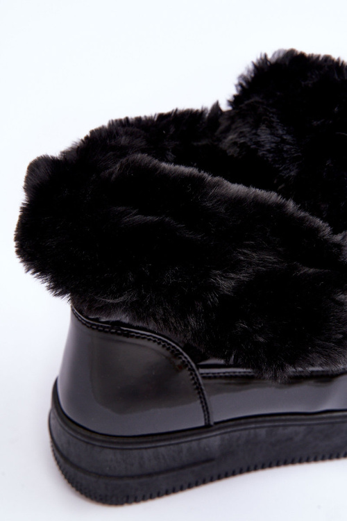 Жіночі зимові черевики на шнурівці зі штучним хутром чорні Lexxina