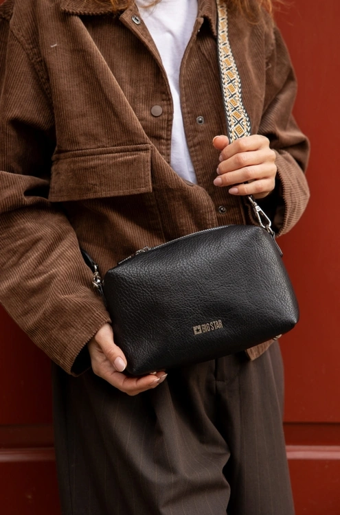 Маленька Сумка З Декоративним Ремінцем Big Star OO574091 Чорна