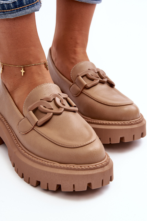 Масивні жіночі лофери з ланцюжком, бежеві Dataia