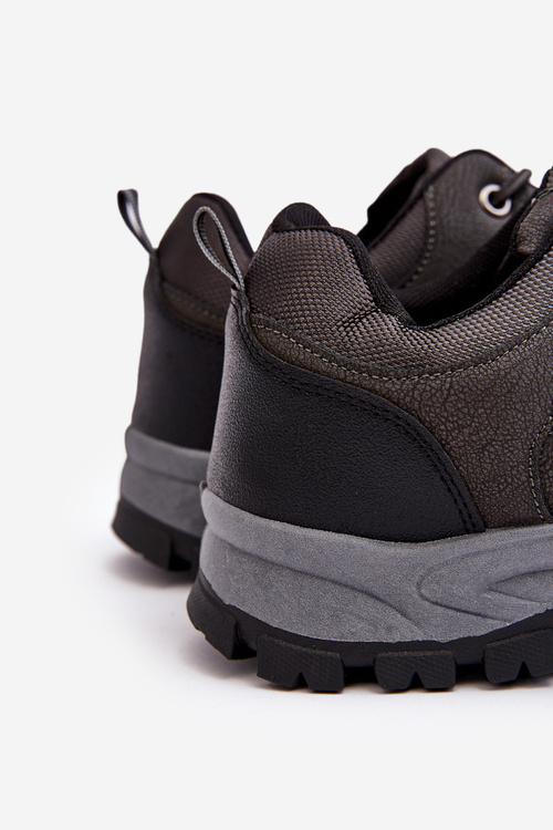 Чоловіче трекінгове спортивне взуття чорного кольору Alveze