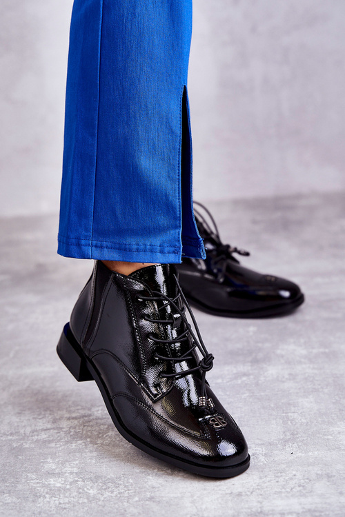 Черевики лаковані з декором Black Betrix