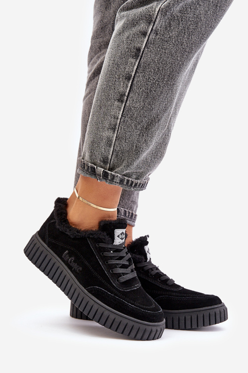 Шкіряні жіночі кросівки утеплені хутром чорні Lee Cooper LCJ-24-01-2973