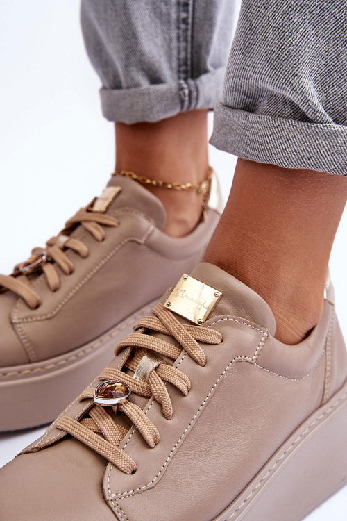 Шкіряне спортивне взуття на платформі Maciejka 06191-04 бежевий