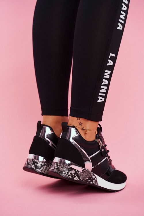 Жіноче спортивне взуття Black Figure