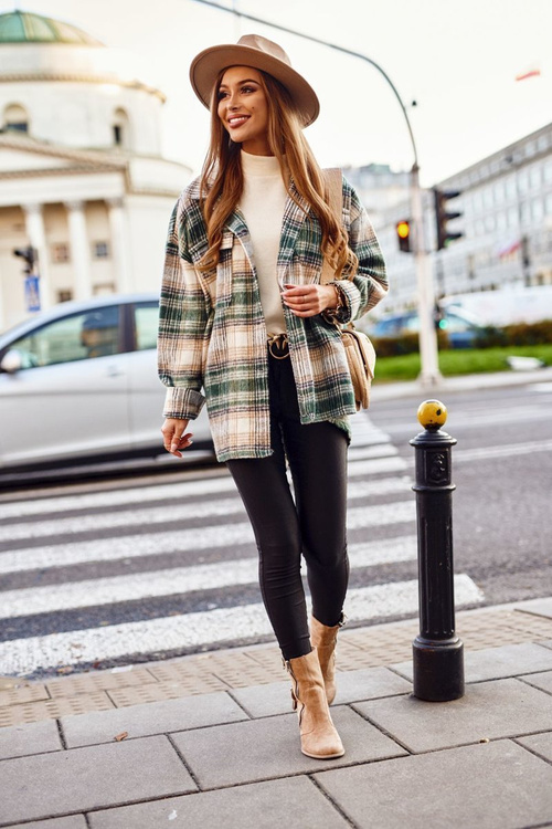 Чоботи жіночі замшеві на каблуці бежеві Anabelle