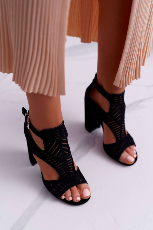 Жіночі босоніжки на шпильці з відкритим носком, чорні Carmelita