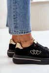 Жіночі кросівки на платформі з сердечками чорні Avirorae