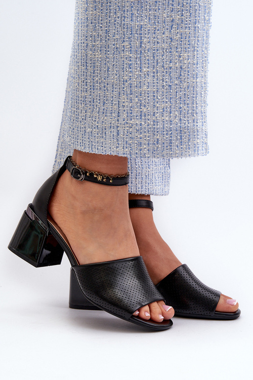 Жіночі босоніжки на високих підборах з чорної екошкіри Horissa