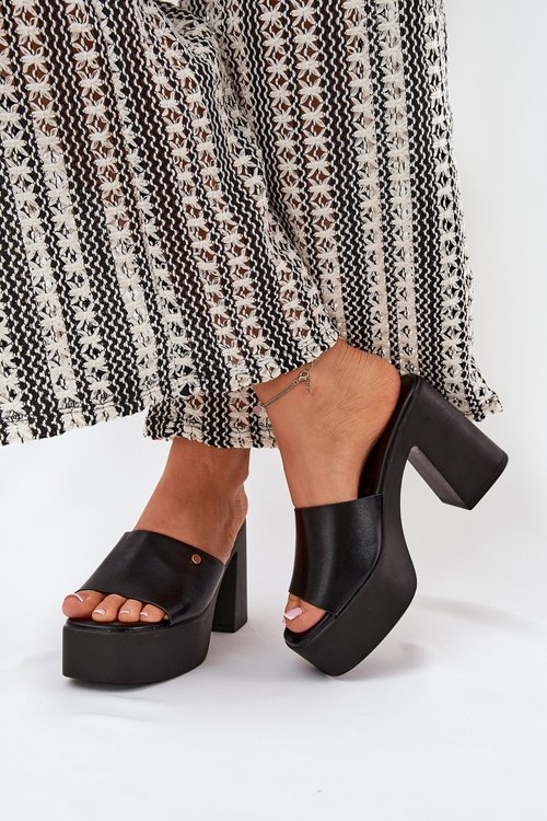 Жіночі Сандалі З Еко Шкіри На Каблуці І Платформі Чорні Tamirella