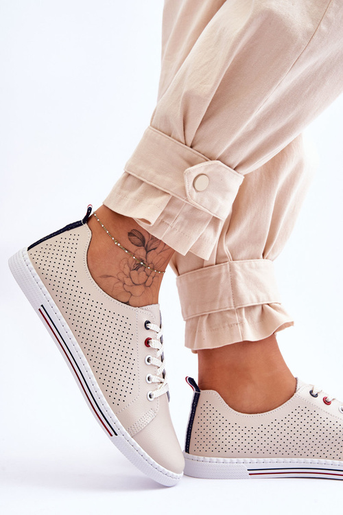 Жіночі бежеві шкіряні кросівки S.Barski LR952