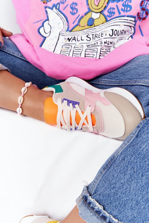 Жіноче спортивне взуття Кросівки Бежеві після робочого дня