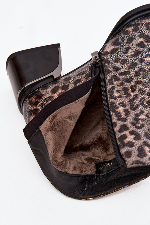 Шкіряні жіночі чоботи на підборах з підкладкою з леопардовим візерунком D&A CR52-622 Чорно-золоті