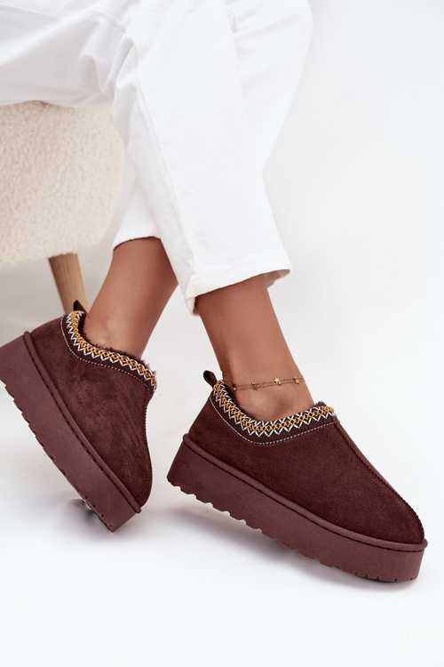 Низькі жіночі зимові черевики з вишивкою на платформі шоколадні Taliah