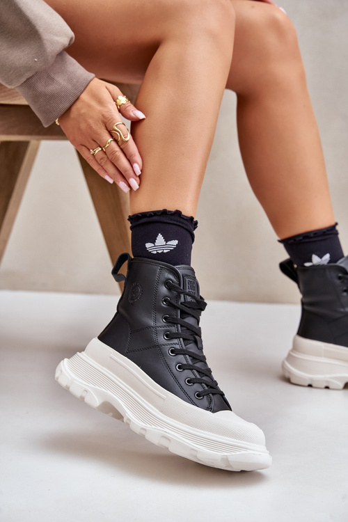 Шкіряні утеплені кросівки на масивній платформі Big Star OO274A599 Чорні