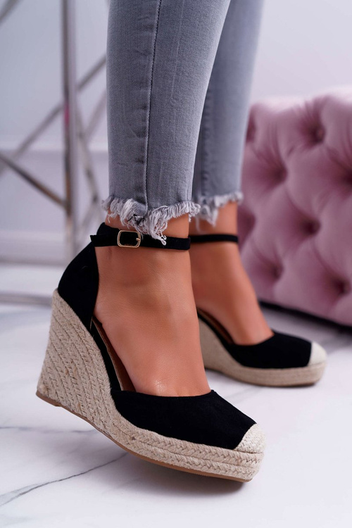 Жіночі босоніжки на платформі льон чорні Tammaris