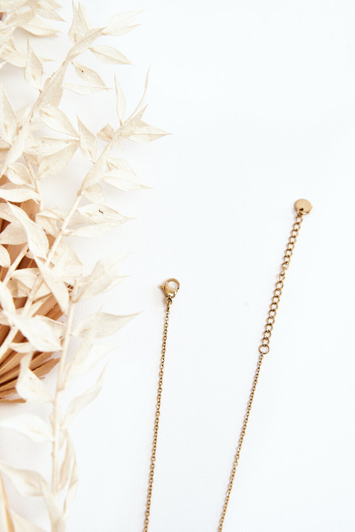 Тонкий жіночий ланцюжок із золотим хрестом