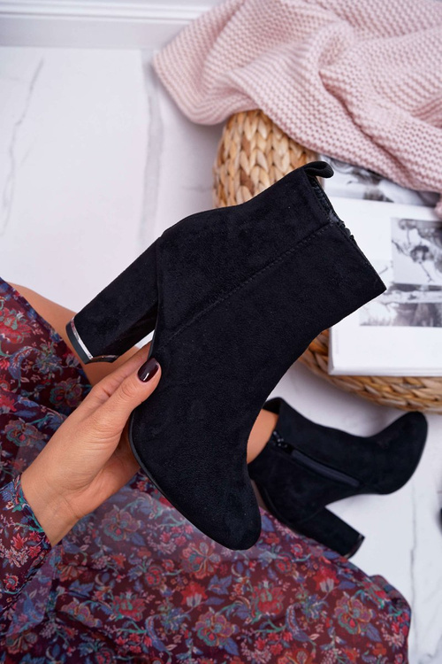 Жіночі чоботи на підборах Black Sadie
