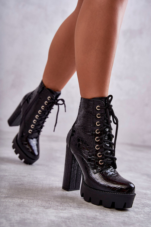 Шкіряні чоботи зі змійкою на високих підборах Чорні Madly