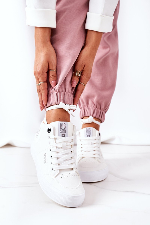 Жіноче утеплене спортивне взуття Big Star EE274352 біле