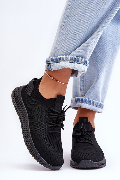 Жіноче спортивне взуття без шнурівки чорного кольору Zauna