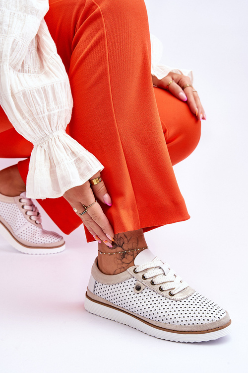 Модне шкіряне ажурне спортивне взуття біло-золотого кольору Cantare