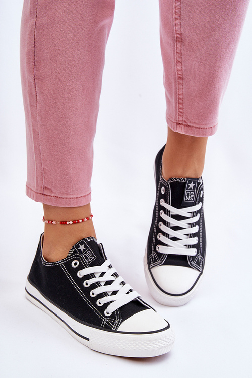 Жіночі класичні кросівки чорно-білі Ecoma