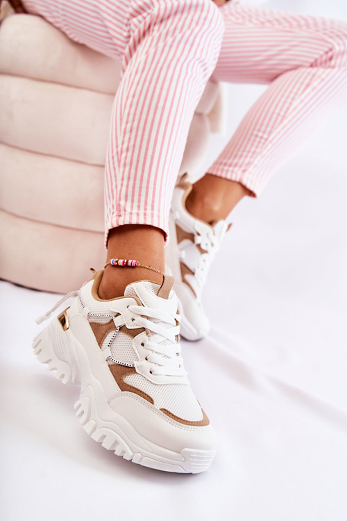 Модне текстильне спортивне взуття бежево-білого кольору Amariso