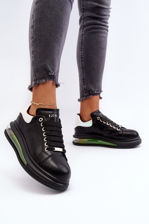 Жіноче спортивне взуття GOE KK2N4073 чорний