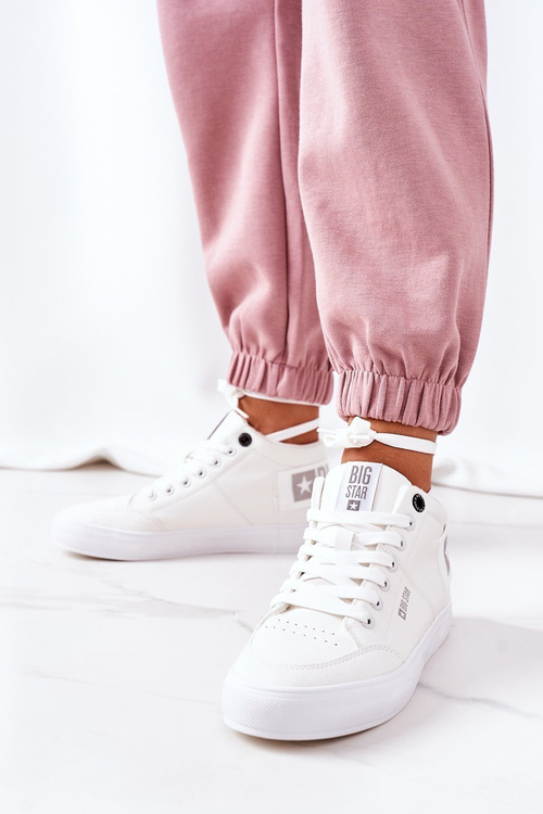 Жіноче утеплене спортивне взуття Big Star EE274352 біле