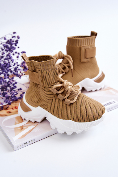 Дитяче спортивне взуття високий носок бежевий Nickie