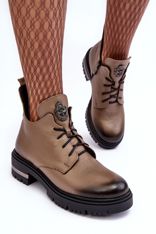 Жіночі шкіряні ботильйони на плоскому каблуці бежеві Charline