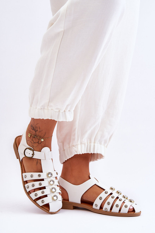 Жіночі босоніжки на плоскій підошві з цирконами білі Ascot