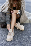 Жіноче спортивне взуття Кросівки Beige Miles