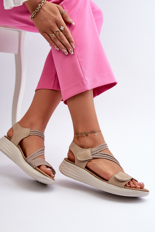 Зручні жіночі босоніжки на липучці Eladora бежеві