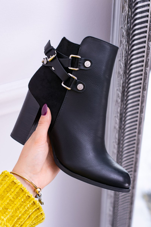 Чорні черевики на шпильці з ремінцями Lico Suede Nevada