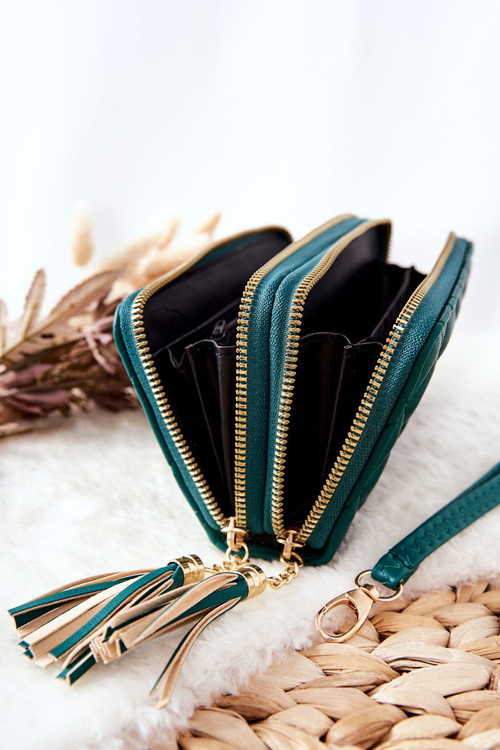 Великий стьобаний гаманець із застібками зеленого кольору