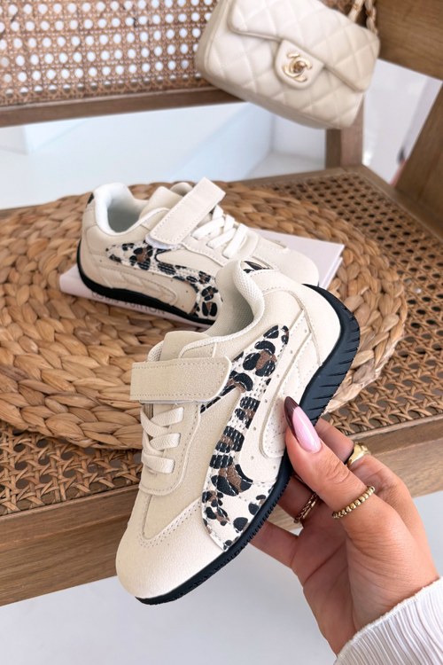 Дитяче спортивне взуття на липучці бежеве з принтом пантери Perrin