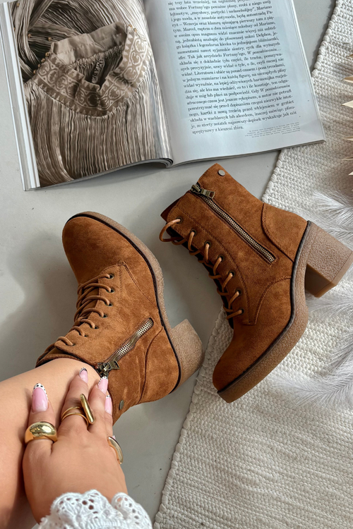 Ізольовані жіночі черевики з шнурками та блискавками Camel Paressa