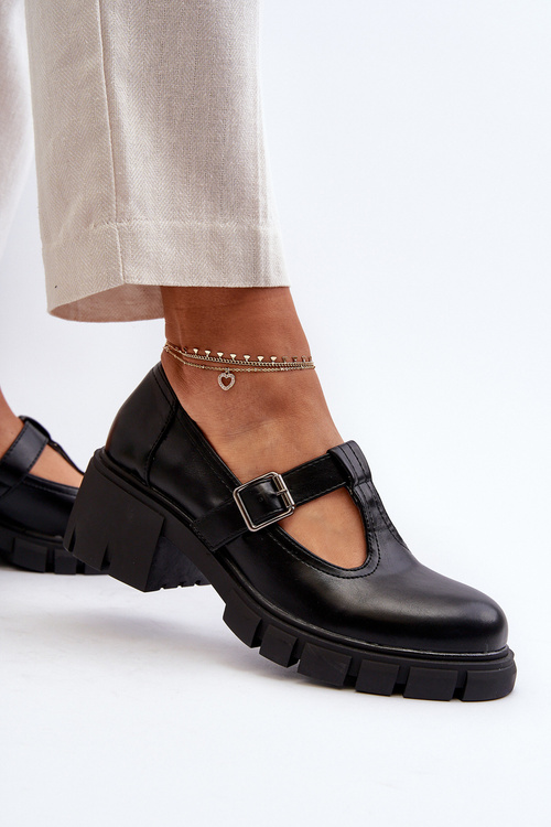 Жіночі туфлі з екошкіри на платформі та підборах чорного кольору Emelna