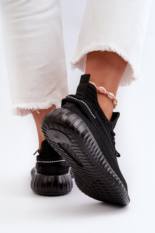 Жіноче чорне спортивне взуття з тканини Nelmarie